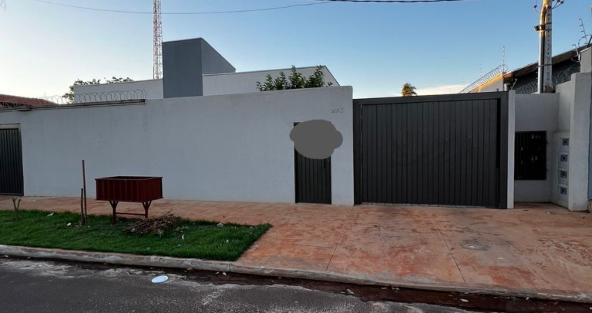 Casa com 2 quartos para alugar na Rua Maria Justina de Souza, 325, Parque Residencial Rita Vieira, Campo Grande