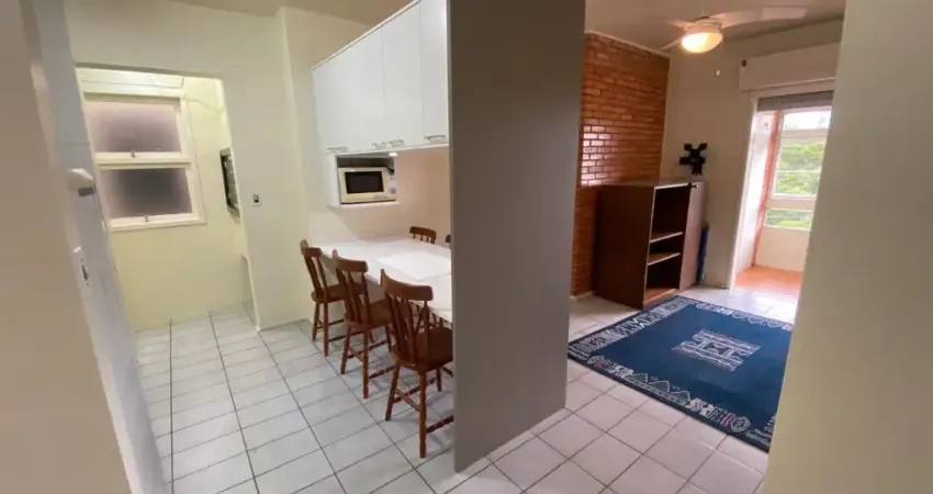 Apartamento em Capão Novo em condominio com infra estrutura