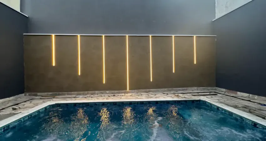 Casa no condomínio Horto Florestal 2 com piscina 3 dormitórios