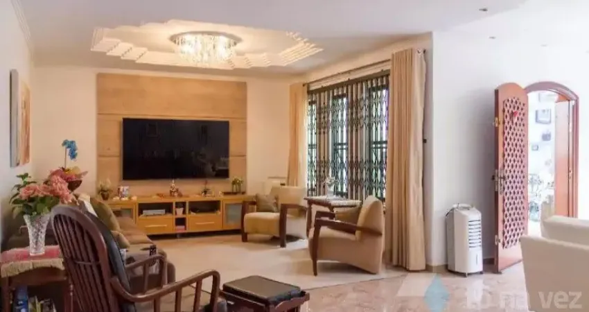 Casa 279m² à venda - 3 dormitórios - área gourmet - piscina - Osvaldo Cruz, São Caetano