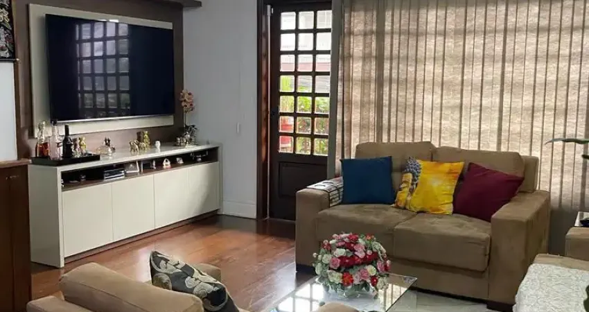 Sobrado 281m² à venda - 4 dormitórios -  Santa Maria - São Caetano do Sul - SP