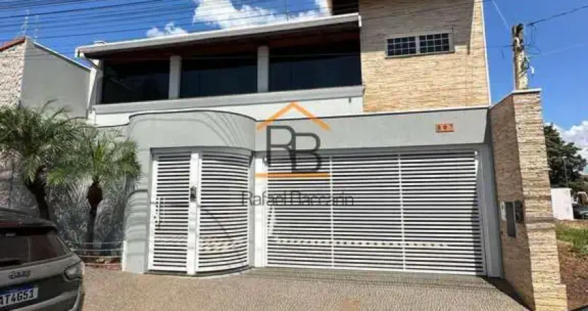 Casa à venda no bairro Jardim Carlos Gomes - Pirassununga/SP