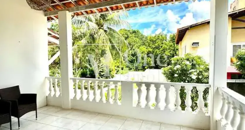 Casa à venda no bairro Centro - Lauro de Freitas/BA