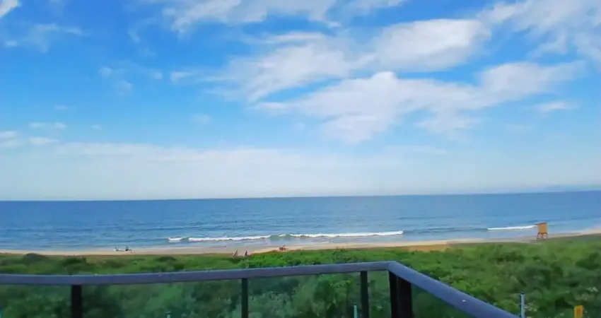 APARTAMENTO   FRENTE MAR COM ACESSO EXCLUSIVO A PRAIA DO TABULEIRO