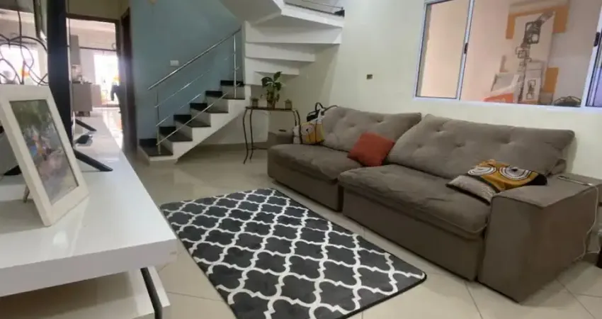 Excelente Sobrado no bairro Vista Linda com 3 quartos
