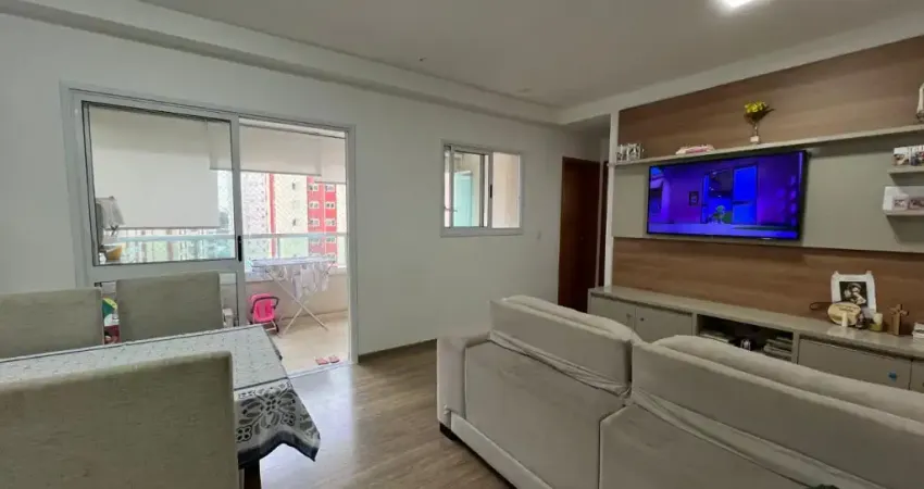 Apartamento à Venda no Parque Industrial com 2 quartos (suíte) e 70 metros.