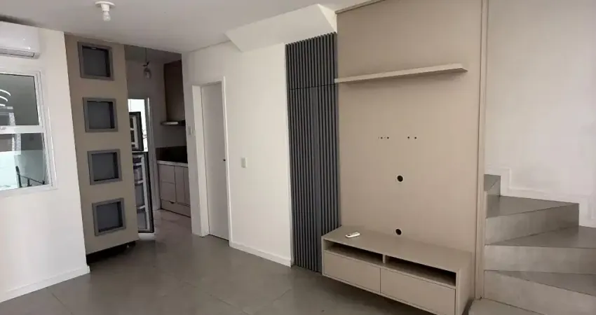 Casa Semi Mobiliada para Alugar em Condomínio fechado no Jardim Santa Inês com 2 quartos e 56 metros.