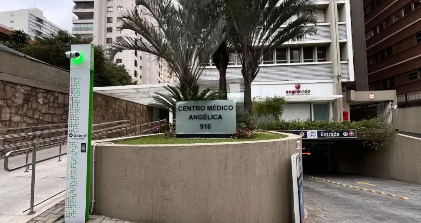 Sala comercial à venda com 47m² distribuídos em 3 ambientes, ideal para escritórios, consultórios, localizada a apenas 10 minutos da estação Santa Cecília