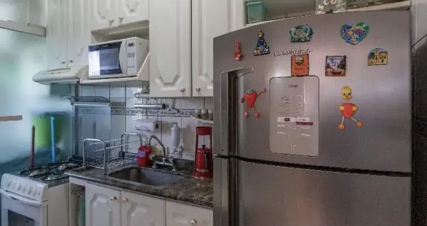 Apartamento pronto para morar, em localização privilegiada! ao lado de mercado, padaria e feira livre, além de contar com ponto de ônibus em frente ao condomínio. uma opção que oferece praticidade, se