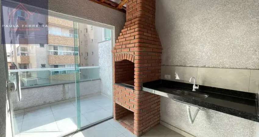 Sobrado triplex novo a 300m da praia, 3 dorms, ampla varanda e churrasqueira