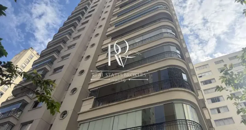 Prédio de alto padrão em rua cobiçada do bairro do Paraíso.