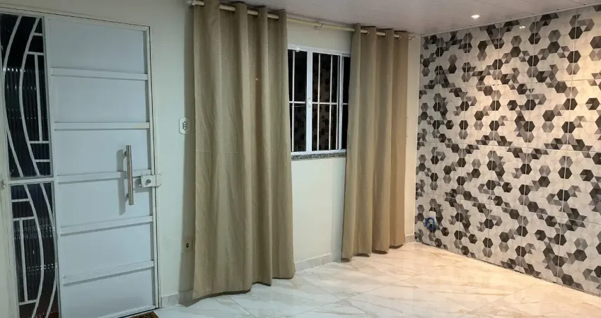 Casa com 2 quartos à venda na Avenida Silves, 305, Cachoeirinha, Manaus