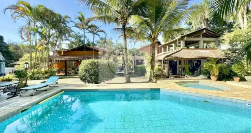 Casa em condomínio fechado com 3 quartos à venda na Rua das Camélias, 254, Granja Viana, Carapicuíba