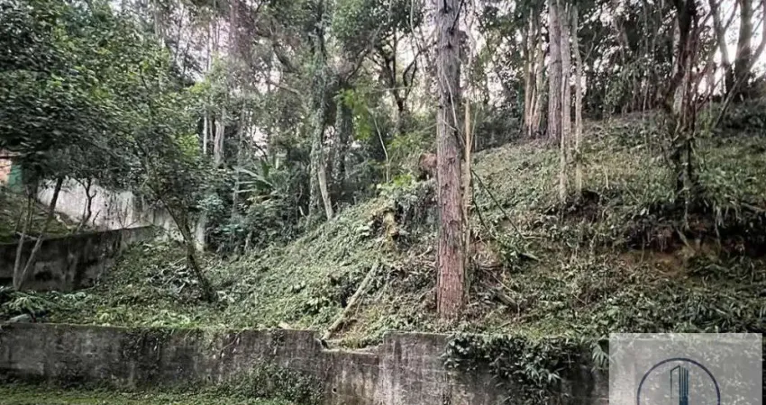 Terreno à venda na Rua Odair Martins, Granja Viana, Carapicuíba