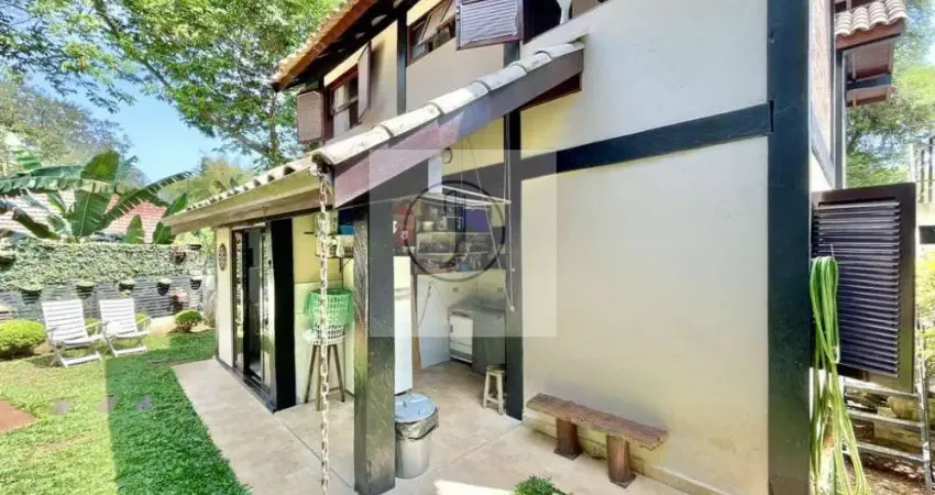 Casa em condomínio fechado com 3 quartos à venda na Rua Três Rios, 04, Granja Viana, Carapicuíba