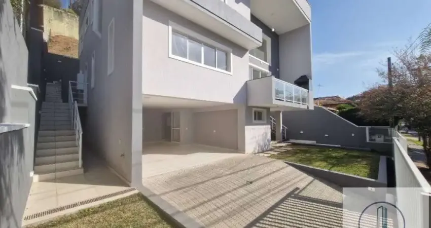 Casa à venda no Terras do Madeira - Fazendinha/Granja Viana