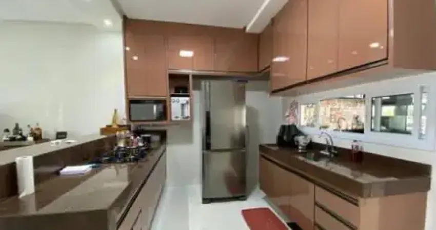 Casa com 3 quartos à venda na Rua Abílio Secundino Leite, 34R, Vila Andeyara, Ferraz de Vasconcelos
