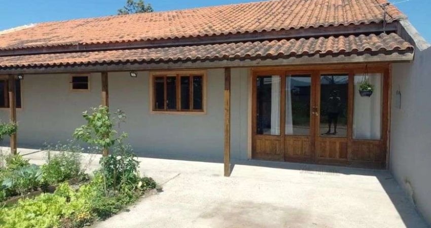 Sua casa bem localizada prox. as principais praias de Palhoça SC, otimo terreno e melhor preço