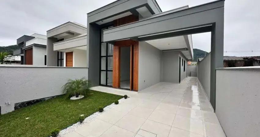 Sua casa com belíssimo acabamento em São José SC - financiável. Me chame p mais informações