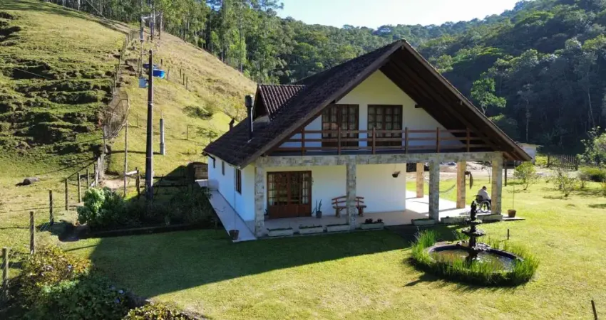 Lindo sítio em Águas Mornas SC com casa mobiliada, 6.5 hectares e com casa (porteira fechada)