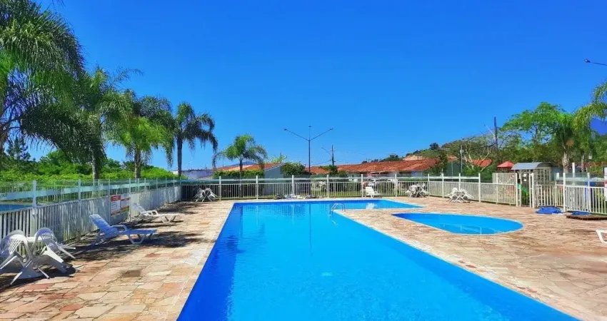 Menor valor - casa com 2 quartos e 2 banheiros no condomínio terra nova em palhoça-sc - financiavel.