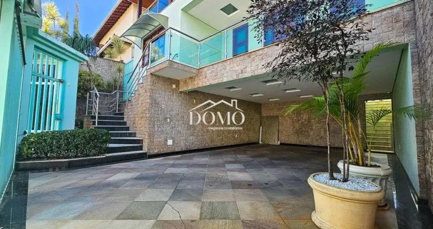 Casa com 4 quartos para alugar na Rua Agílio Cruz de Souza, 304, Serrano, Belo Horizonte