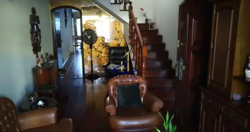 Sobrado para Venda no bairro Vila Guilhermina, 3 dorms, 1 suíte, 2 vagas, 200 m, 240 m