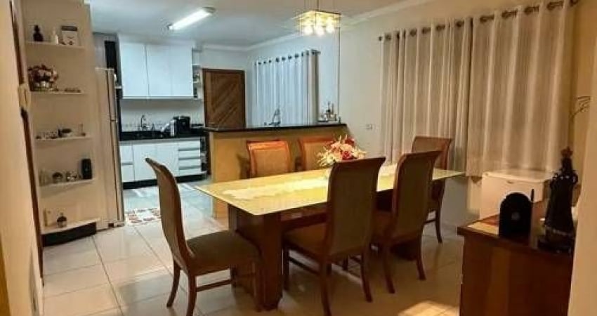 Lindo sobrado em Vila Santa Catarina com 3dormitórios