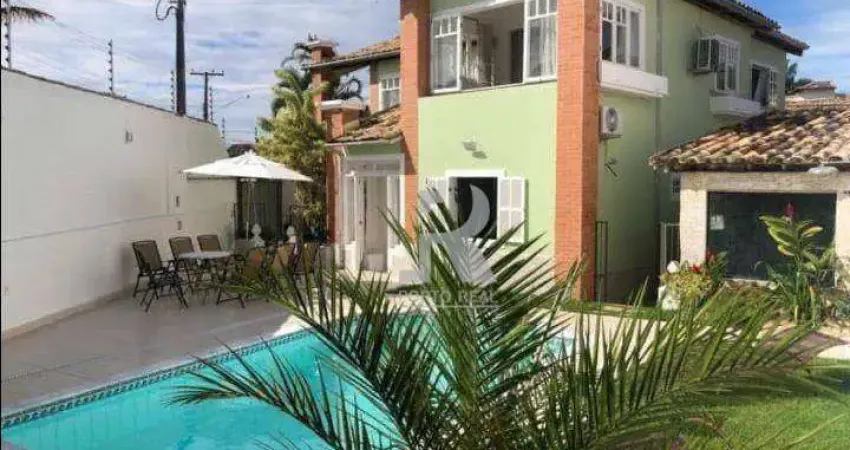 Casa com 5 dormitórios à venda, 180 m² por R$ 2.100.000,00 - Geribá - Armação dos Búzios/RJ