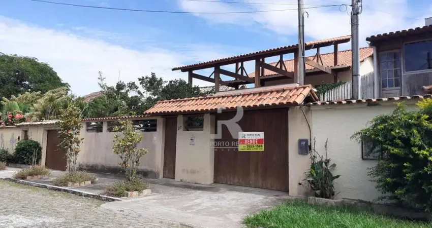 Casa com 5 dormitórios à venda, 280 m² por R$ 650.000,00 - Recanto das Dunas - Cabo Frio/RJ