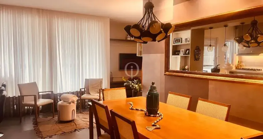 Apartamento semimobiliado no bairro Santo Antônio em Joinville/SC.