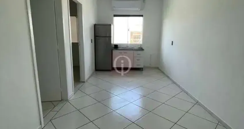 Apartamento com 1 quarto para alugar no Espinheiros, Joinville 