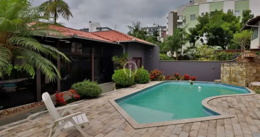Casa com 3 quartos à venda no Santo Antônio, Joinville 