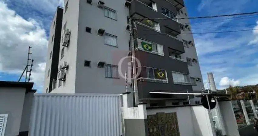 Ótima cobertura duplex com vista para Baia da Babitonga!