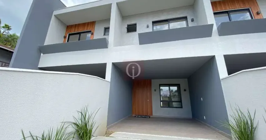 Sobrados com 3 dormitórios no bairro São Marcos em Joinville/SC.