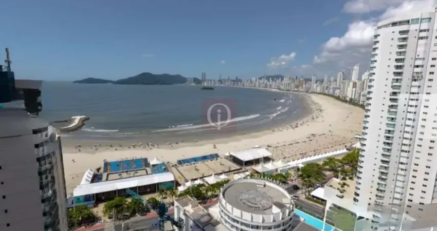 Apartamento mobiliado e decorado na quadra do mar em balneário camboriu/sc.