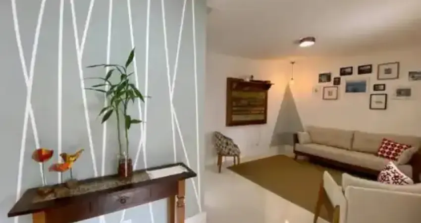 Vendo uma casa na região ribeirão pires com 3 quartos por 475 mil