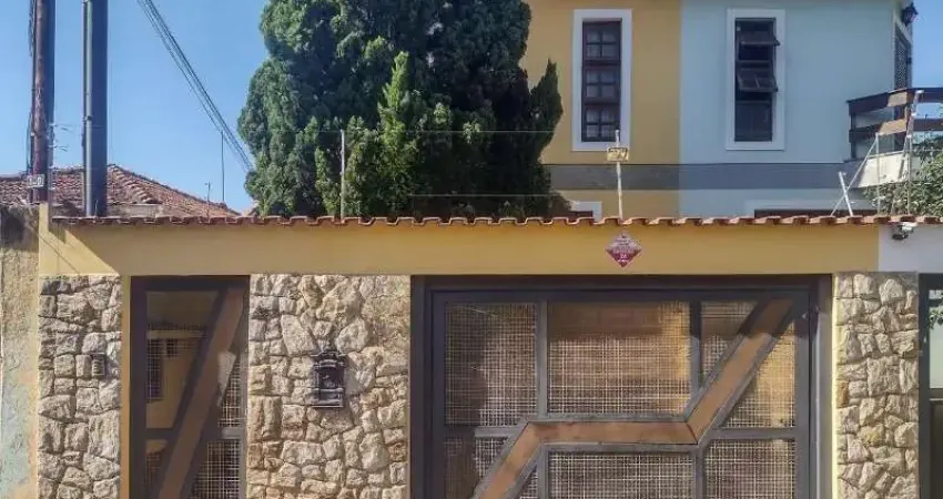 Casa à venda em Vila Maria Alta, com 3 quartos, 1 suíte, 4 banheiros, 4 vagas de garagem e 205m²