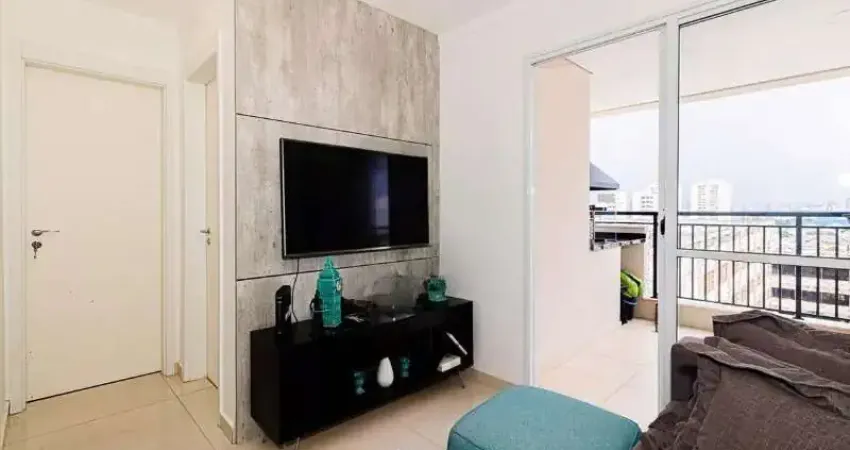 Apartamento à venda em Vila Guilherme, com 2 quartos, 1 suíte, 2 salas, 2 banheiros, 1 vaga, 64m²