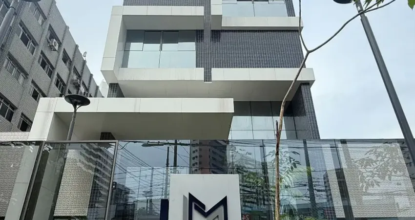 Apartamento Exclusivo nos Aflitos – 252m², 1 por andar, Vista Panorâmica para o The British Country Club