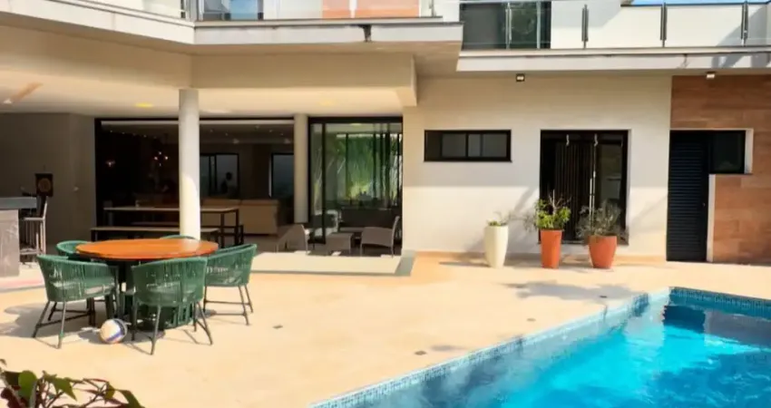 Sobrado para venda possui 210 metros quadrados com 3 quartos em Esperança - Londrina - PR