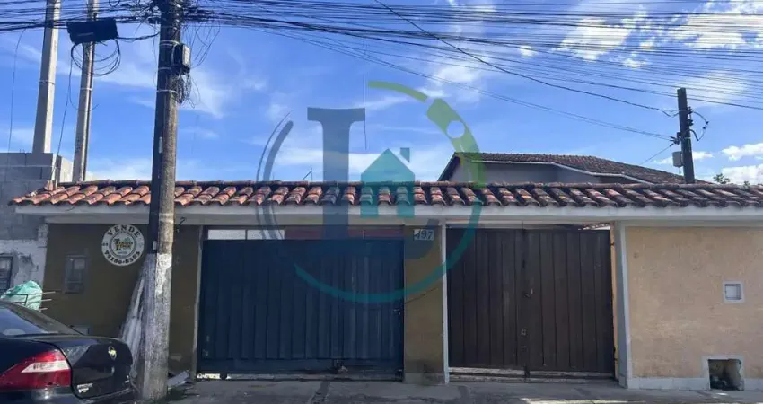 Casa na Praia para Venda em Caraguatatuba, Tinga, 4 dormitórios, 2 banheiros, 6 vagas