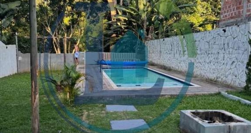 Chácara para Venda em Arujá, Correias, 2 dormitórios, 2 banheiros