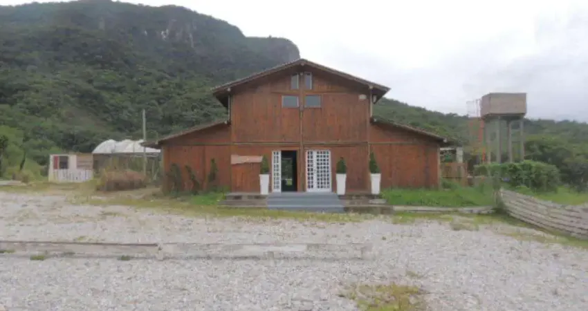 Casa com 2 quartos para alugar na Servidão Laerte Stefens, Pedra Branca, Palhoça