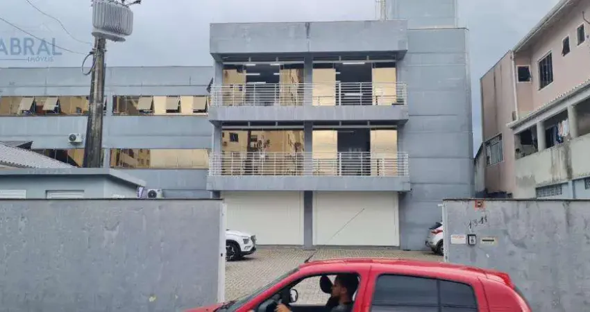 Sala comercial para alugar na Rua Sebastiana Coutinho, Areias, São José
