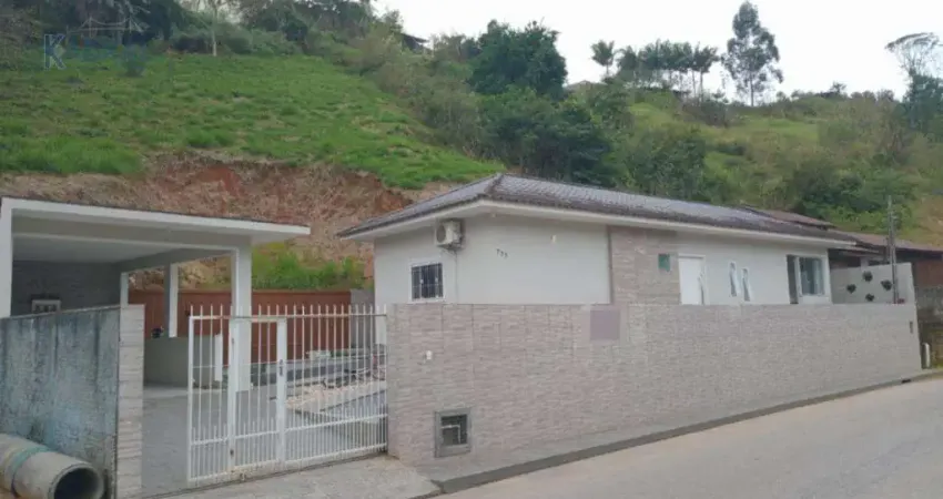 Casa com 2 quartos para alugar na Geral Santa Teresa, Santa Teresa, São Pedro de Alcântara