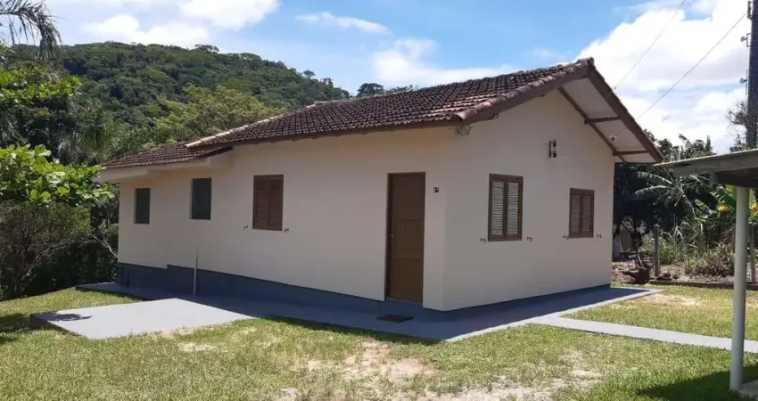 Casa com 3 quartos à venda na Servidão Eliane Nilza de Abreu, 87, Rio Tavares, Florianópolis
