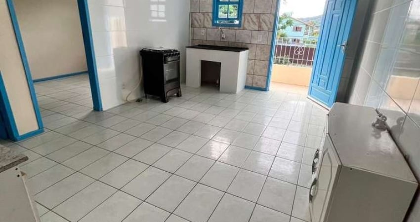 Apartamento com 1 quarto para alugar na Rua Reverendo Gelson dos Santos Castro, 223, Rio Tavares, Florianópolis