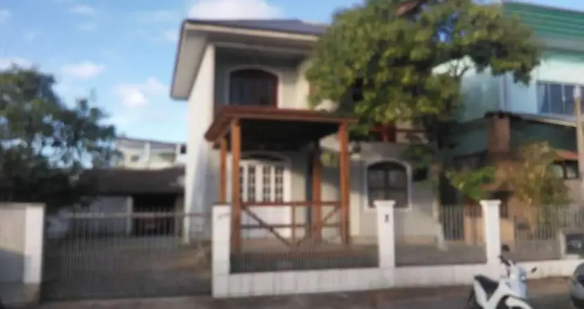 Casa com 4 quartos à venda na Rua São Francisco do Sul, 514, Jardim Aquarius, Palhoça