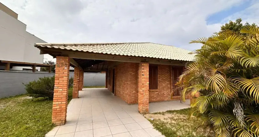 Casa com 3 quartos à venda na Servidão Olindina Maria Lopes, 828-A, Campeche, Florianópolis